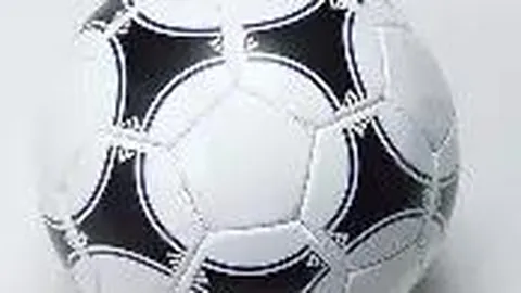 “体育快讯AI播报：昨晚至今晨赛事焦点回顾 丨2025年11月24日”